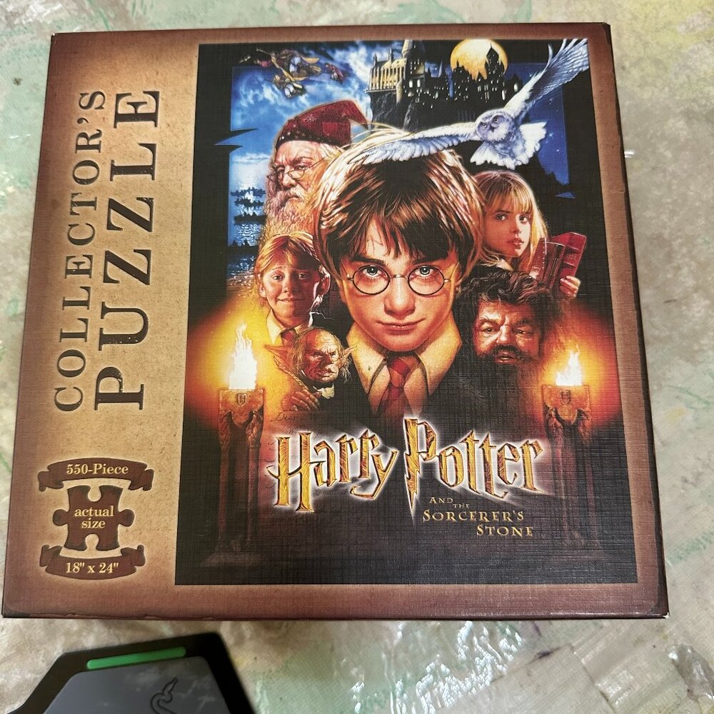 Harry Potter and the Sorcerer's Stone Jigsaw Puzzle 550 Pieces USAopoly